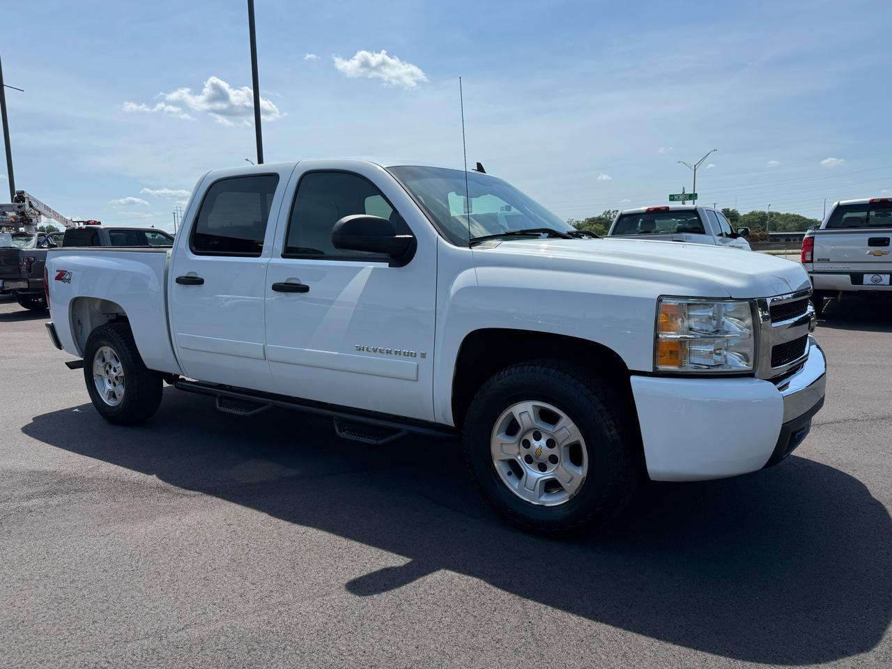 Chevrolet Silverado 1500 4WD Crew Cab 143.5" LT w/1LT 2008