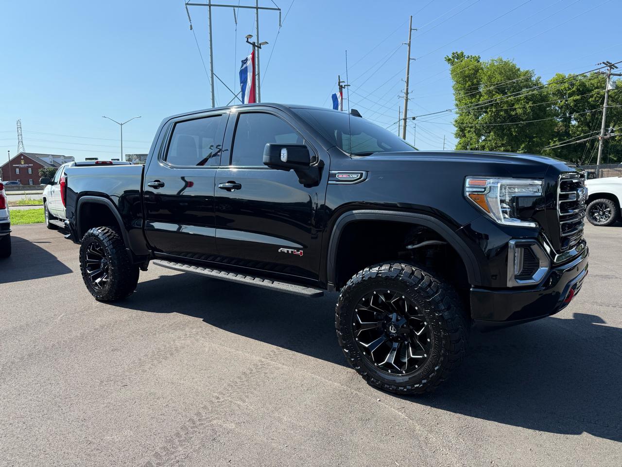 GMC Sierra 1500 4WD Crew Cab 147" AT4 2021