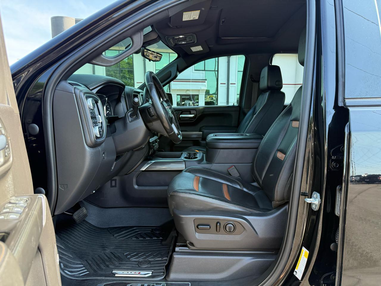 GMC Sierra 1500 4WD Crew Cab 147" AT4 2021