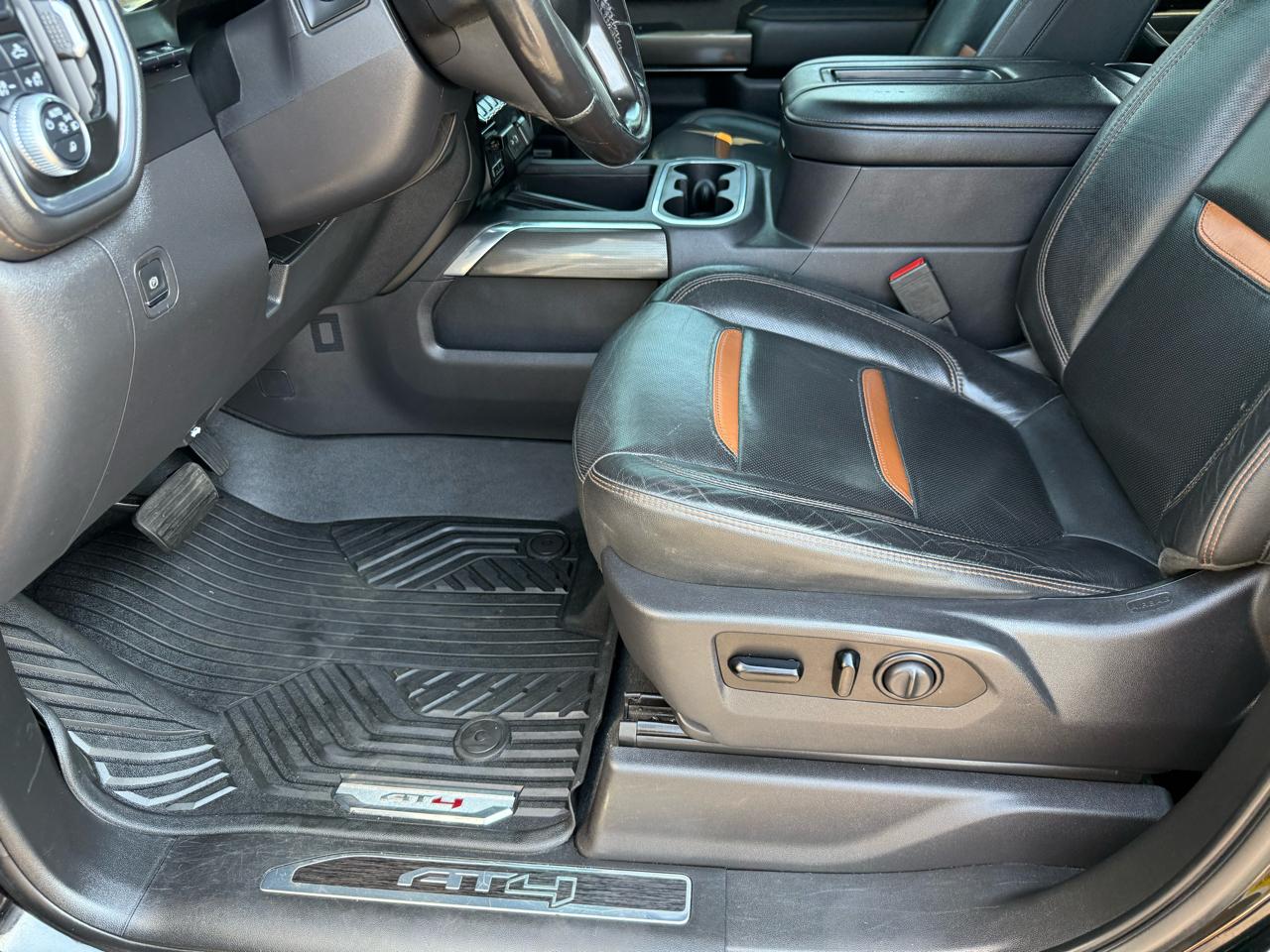 GMC Sierra 1500 4WD Crew Cab 147" AT4 2021