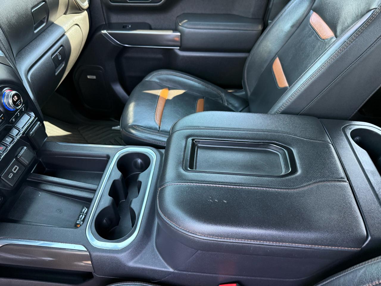 GMC Sierra 1500 4WD Crew Cab 147" AT4 2021