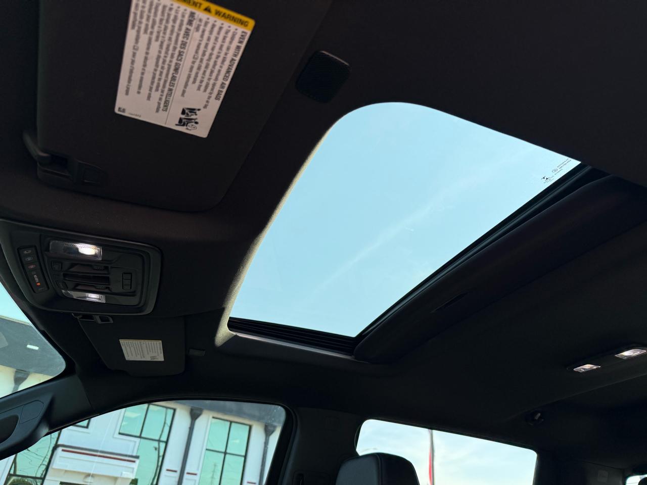 GMC Sierra 1500 4WD Crew Cab 147" AT4 2021