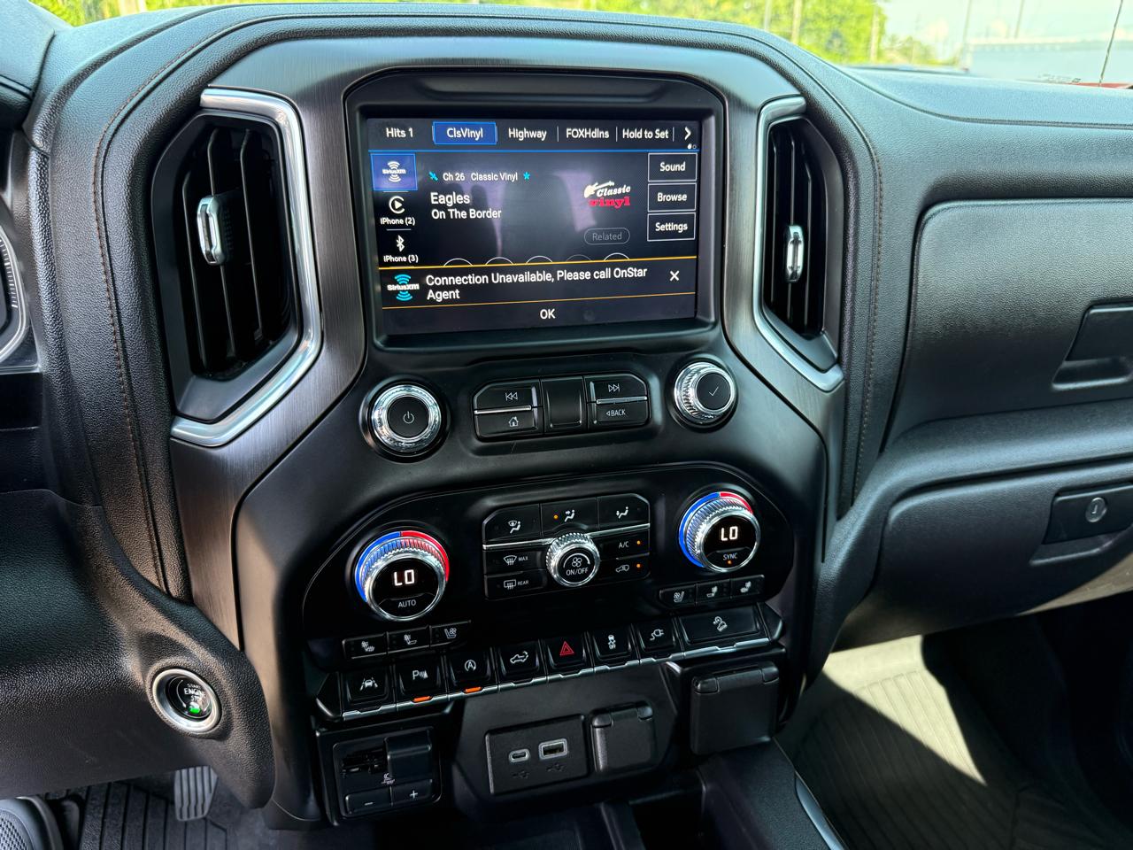 GMC Sierra 1500 4WD Crew Cab 147" AT4 2021