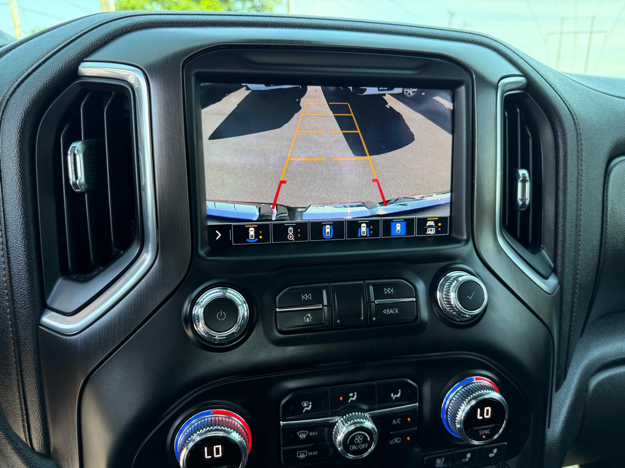GMC Sierra 1500 4WD Crew Cab 147" AT4 2021