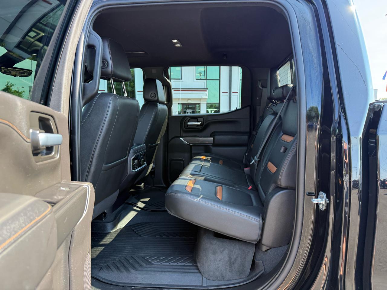 GMC Sierra 1500 4WD Crew Cab 147" AT4 2021