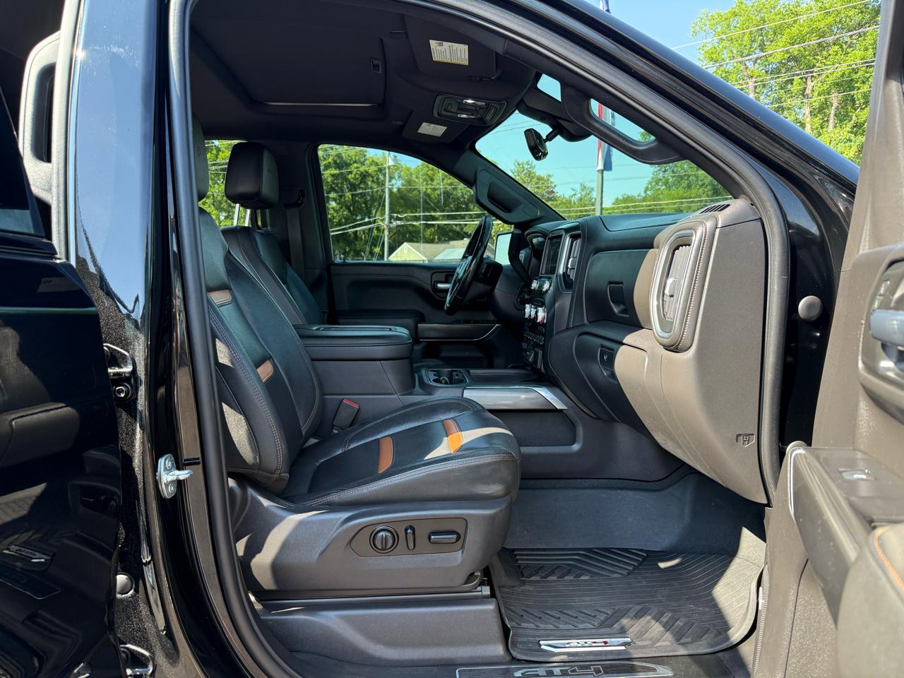 GMC Sierra 1500 4WD Crew Cab 147" AT4 2021