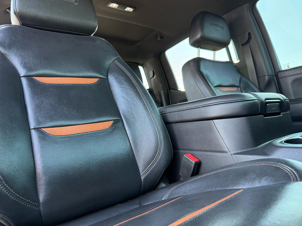 GMC Sierra 1500 4WD Crew Cab 147" AT4 2021