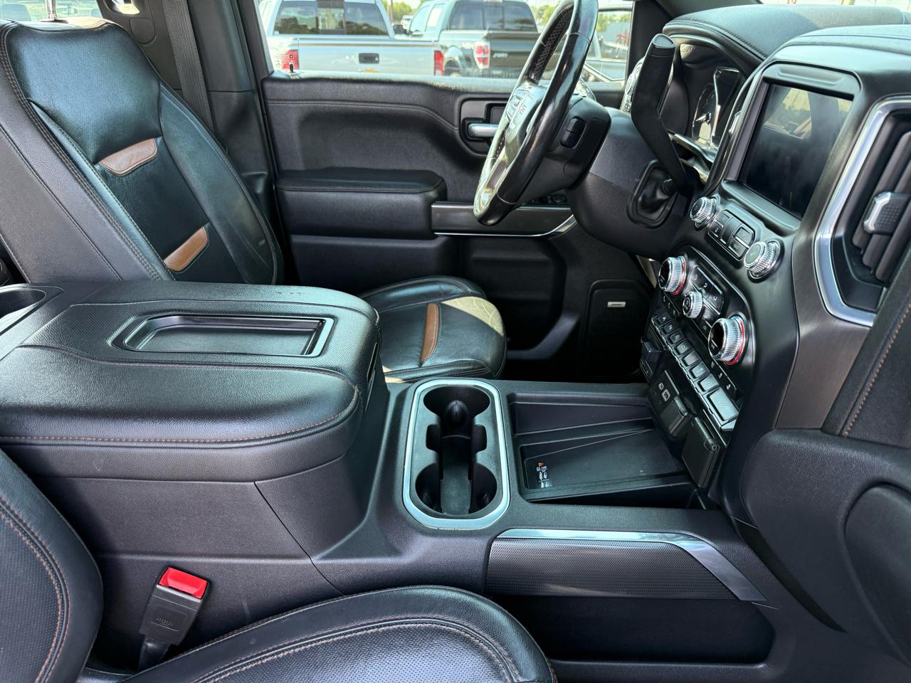 GMC Sierra 1500 4WD Crew Cab 147" AT4 2021