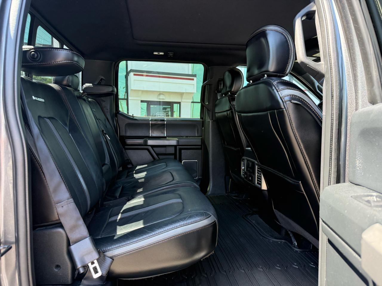 Ford F-150 4WD SuperCrew 145" Platinum 2018