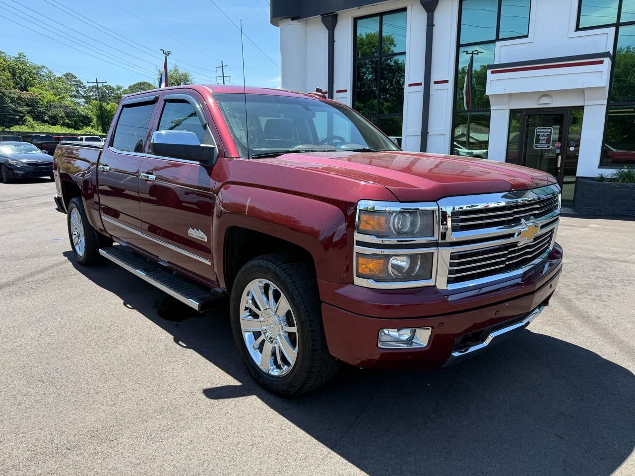 Chevrolet Silverado 1500 4WD Crew Cab 143.5" High Country 2015