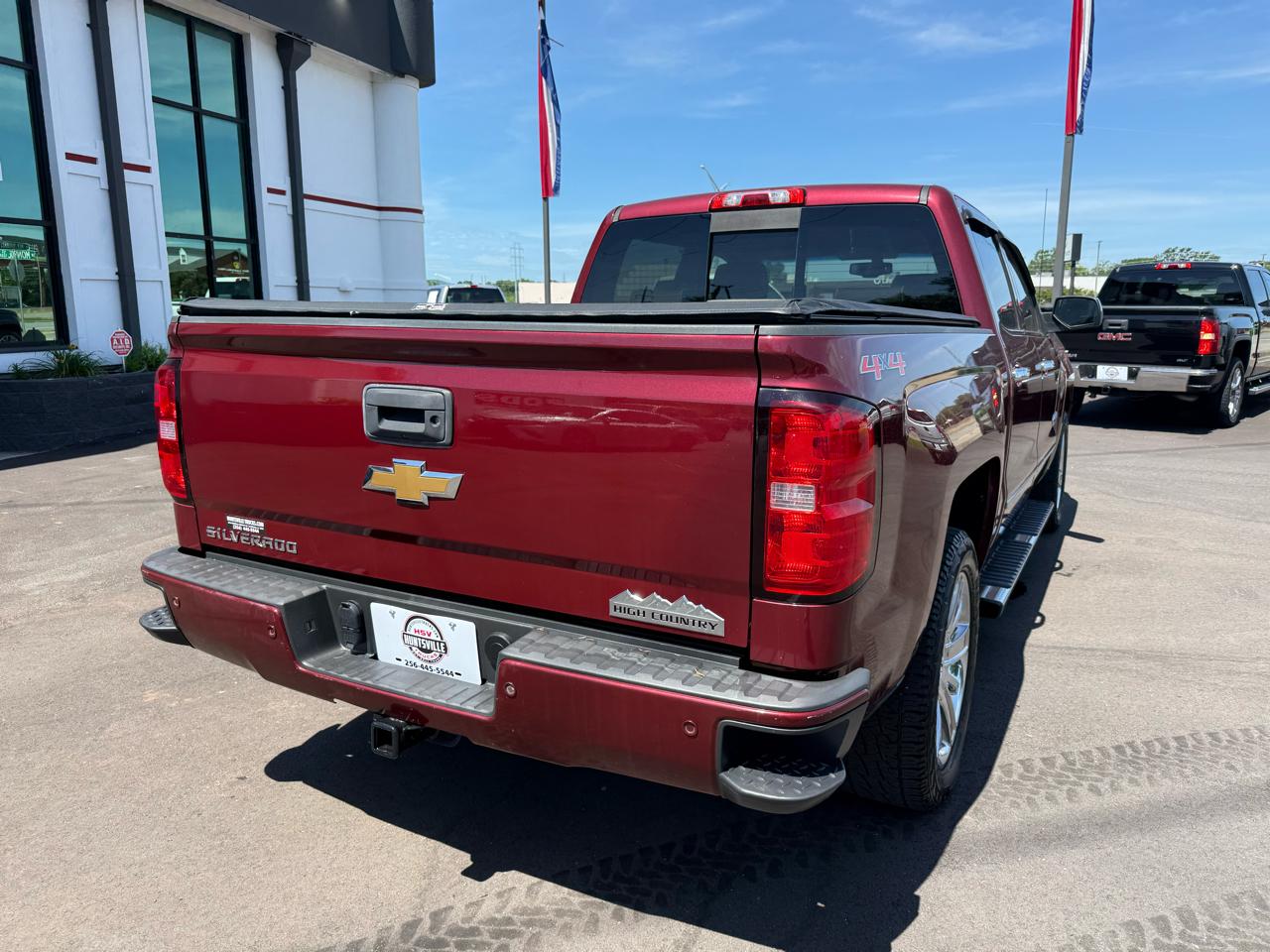 Chevrolet Silverado 1500 4WD Crew Cab 143.5" High Country 2015