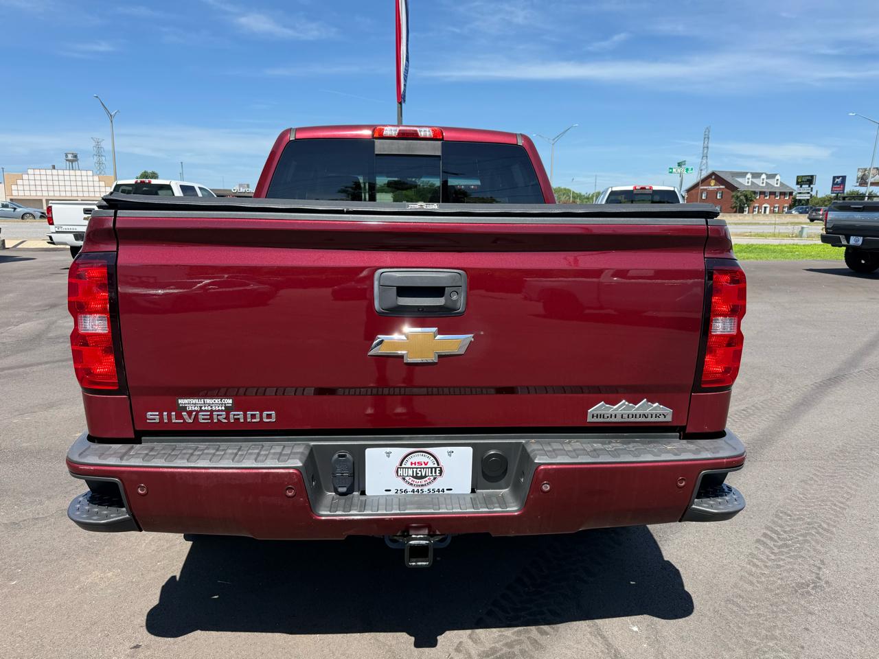Chevrolet Silverado 1500 4WD Crew Cab 143.5" High Country 2015