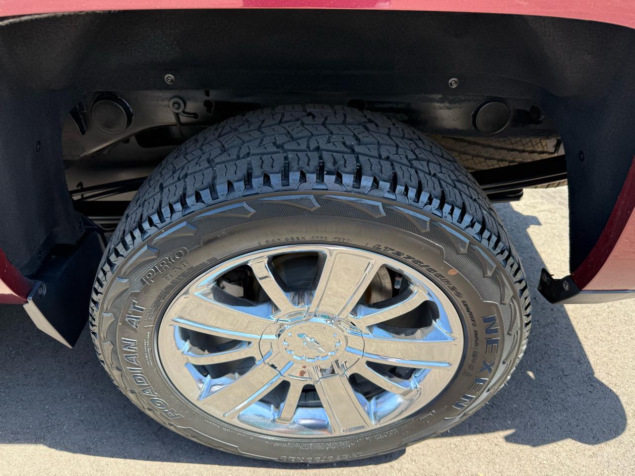 Chevrolet Silverado 1500 4WD Crew Cab 143.5" High Country 2015
