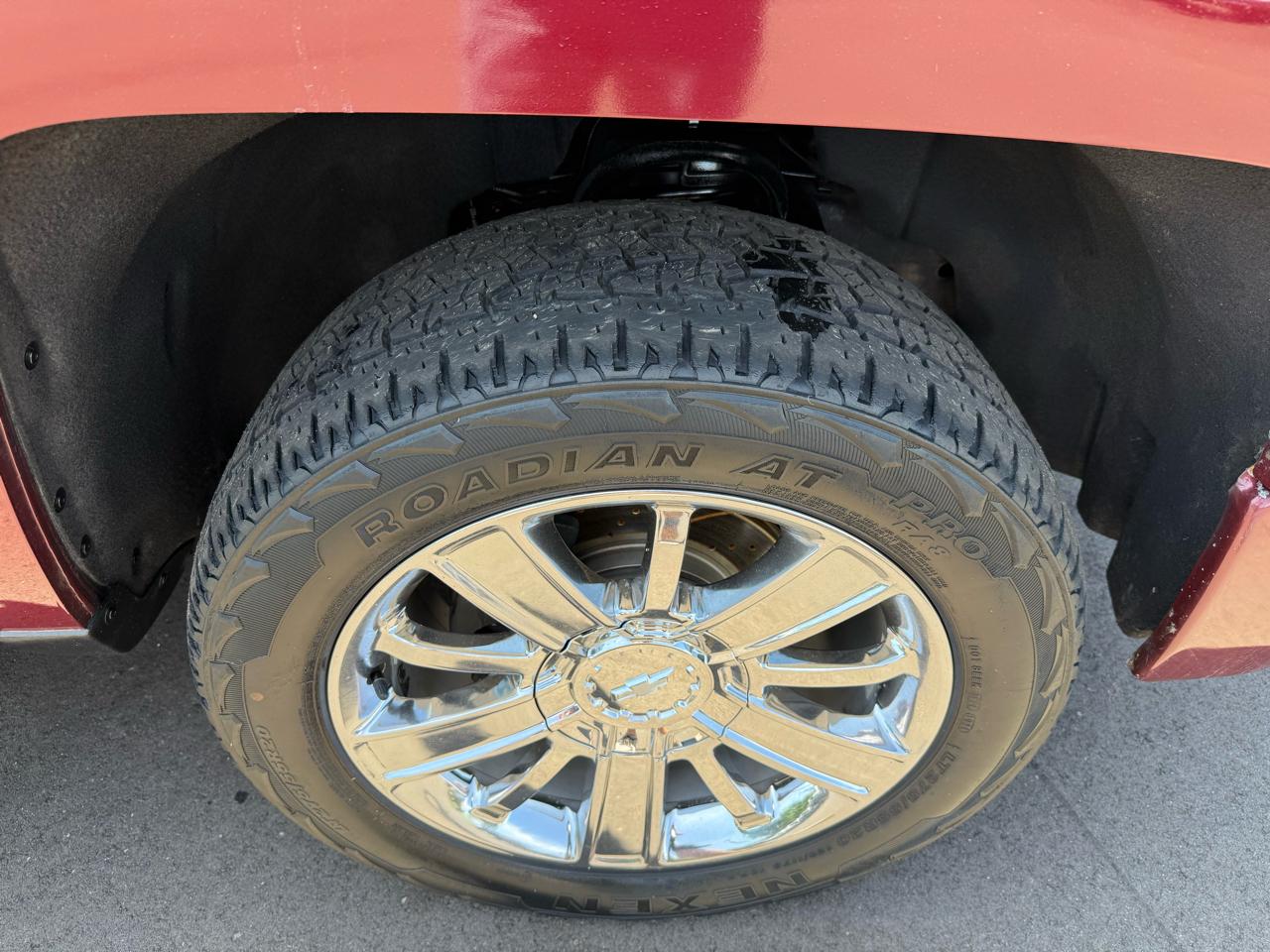 Chevrolet Silverado 1500 4WD Crew Cab 143.5" High Country 2015