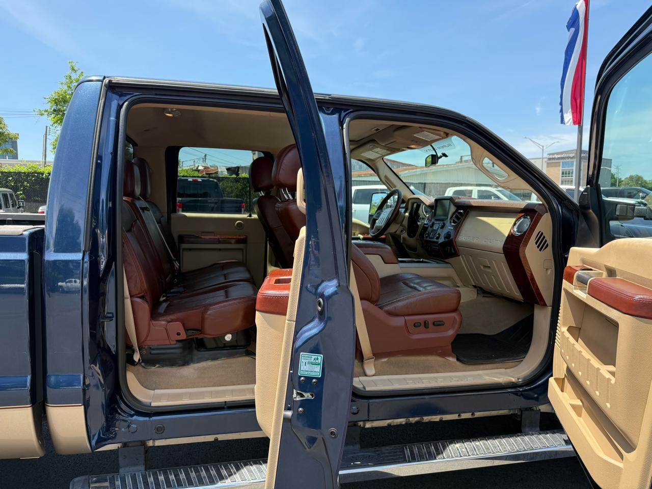 Ford Super Duty F-250 SRW King Ranch 4WD Crew Cab 6.75' Box 2013