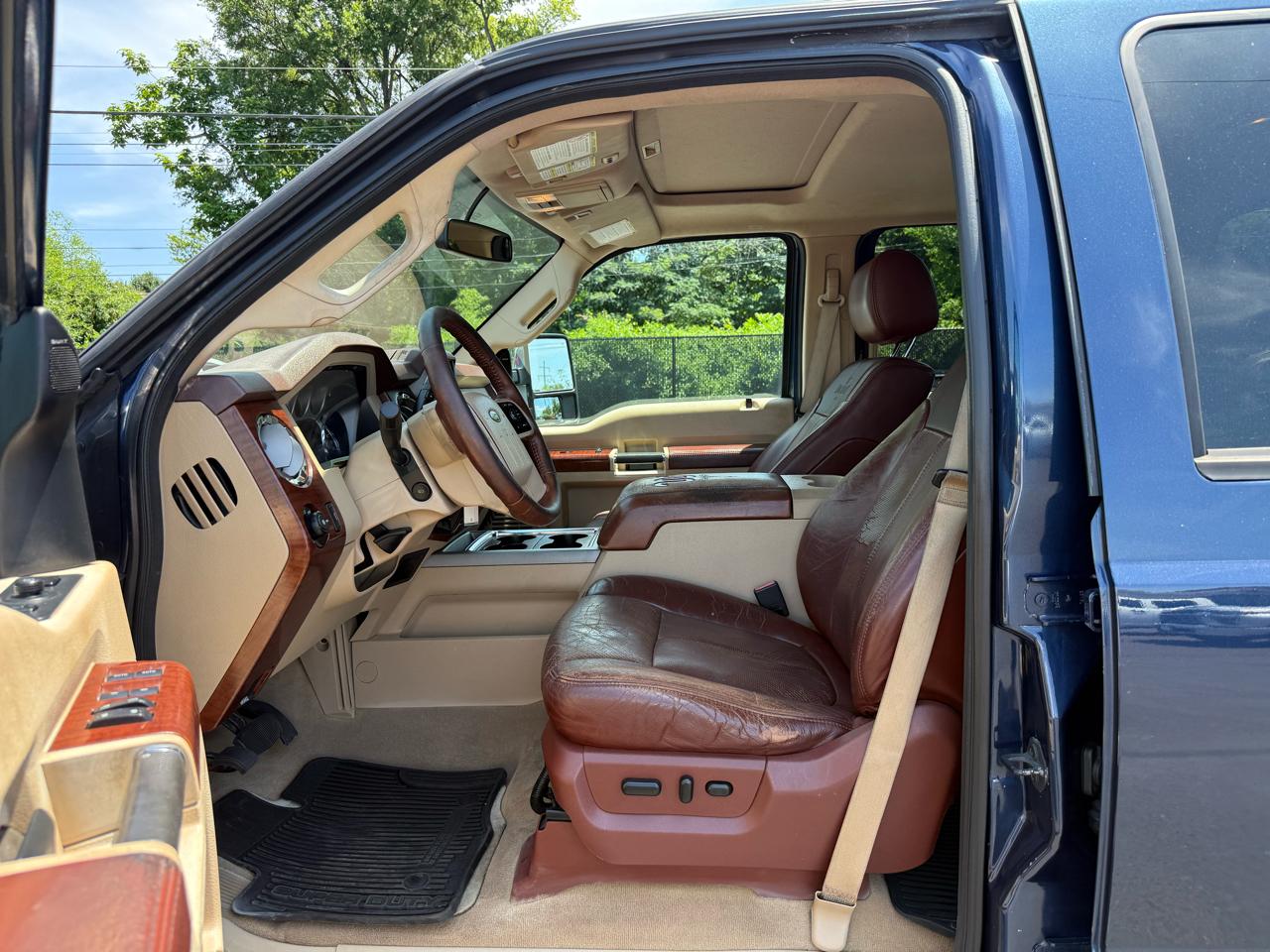 Ford Super Duty F-250 SRW King Ranch 4WD Crew Cab 6.75' Box 2013