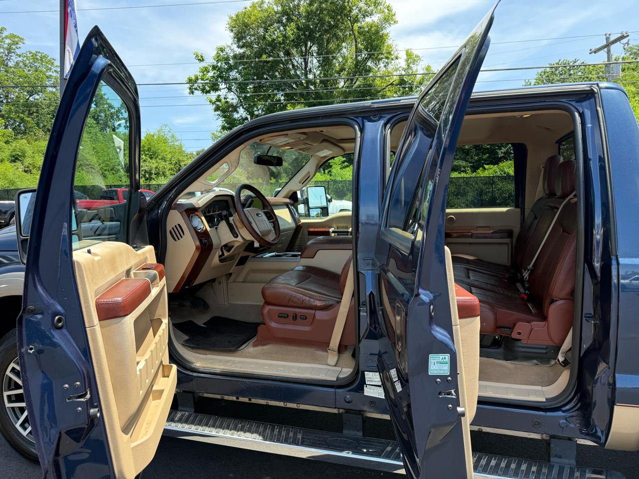 Ford Super Duty F-250 SRW King Ranch 4WD Crew Cab 6.75' Box 2013