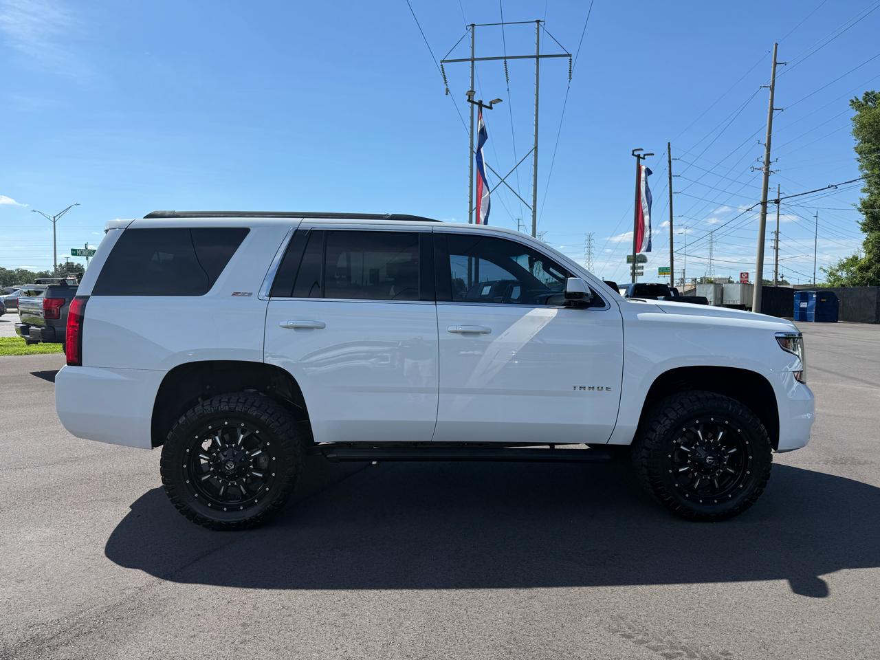Chevrolet Tahoe 4WD 4dr LT 2019