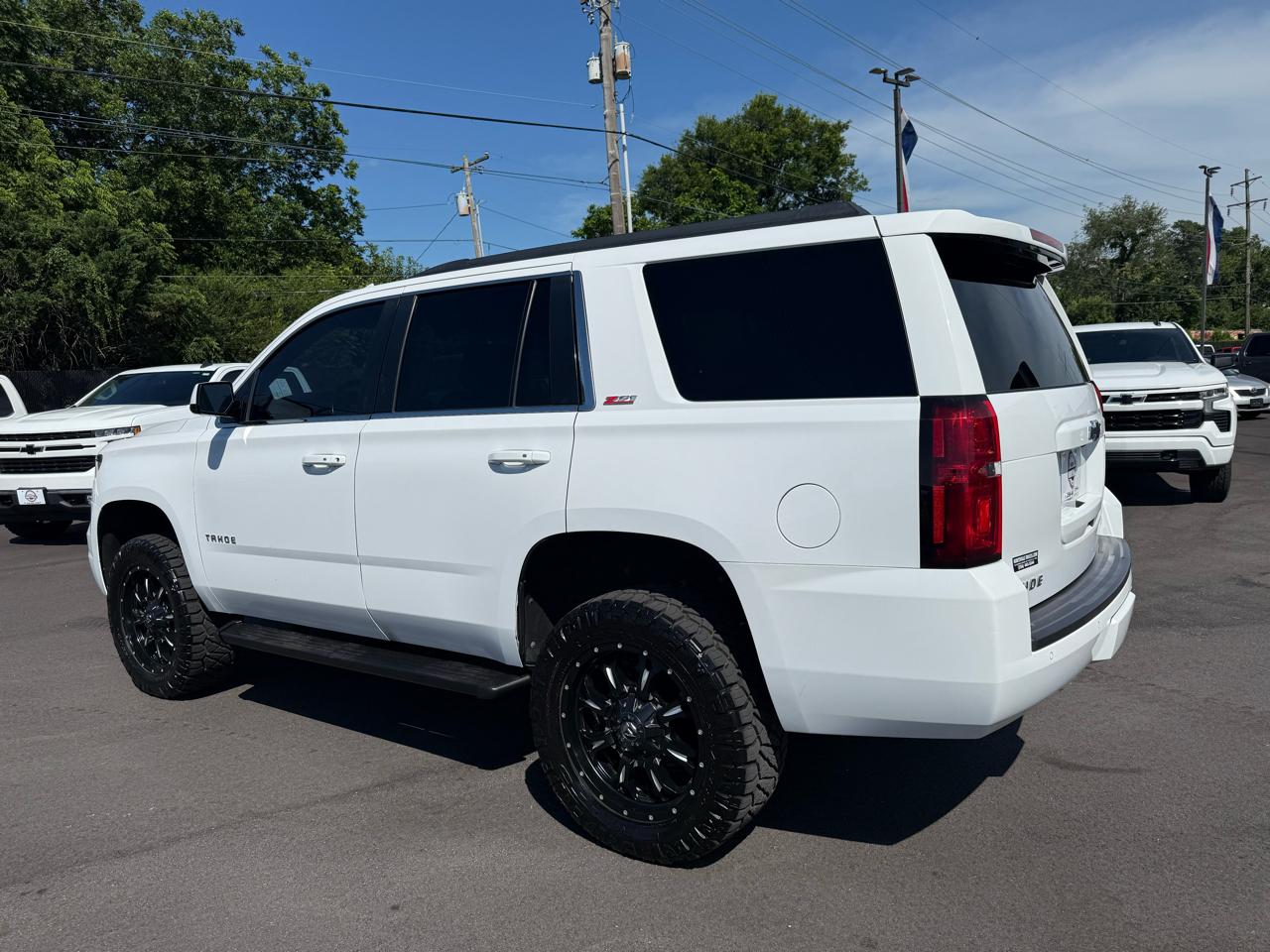 Chevrolet Tahoe 4WD 4dr LT 2019