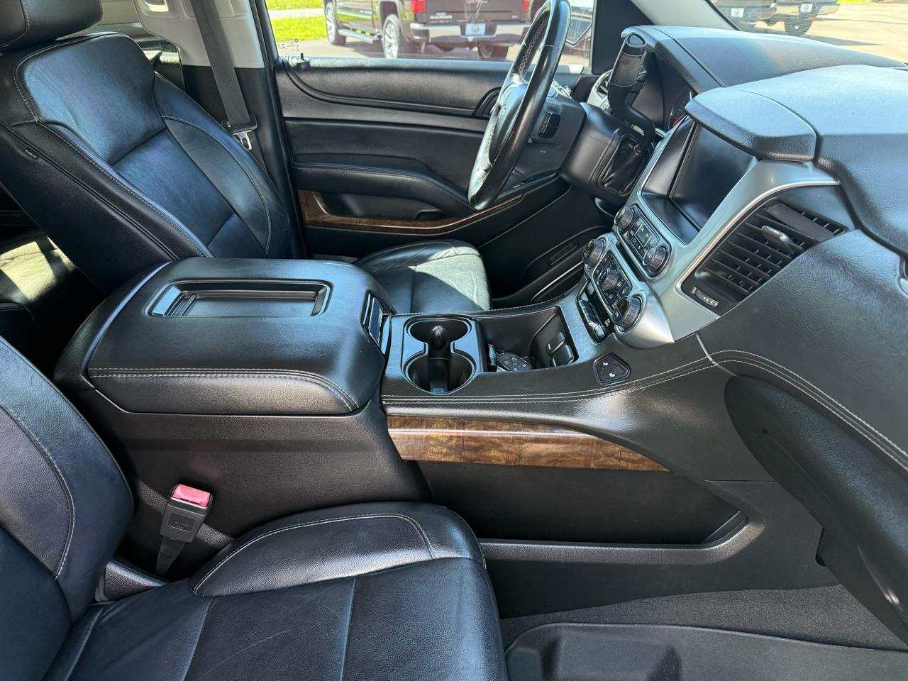 Chevrolet Tahoe 4WD 4dr LT 2019
