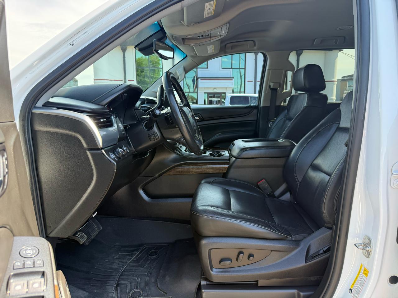 Chevrolet Tahoe 4WD 4dr LT 2019