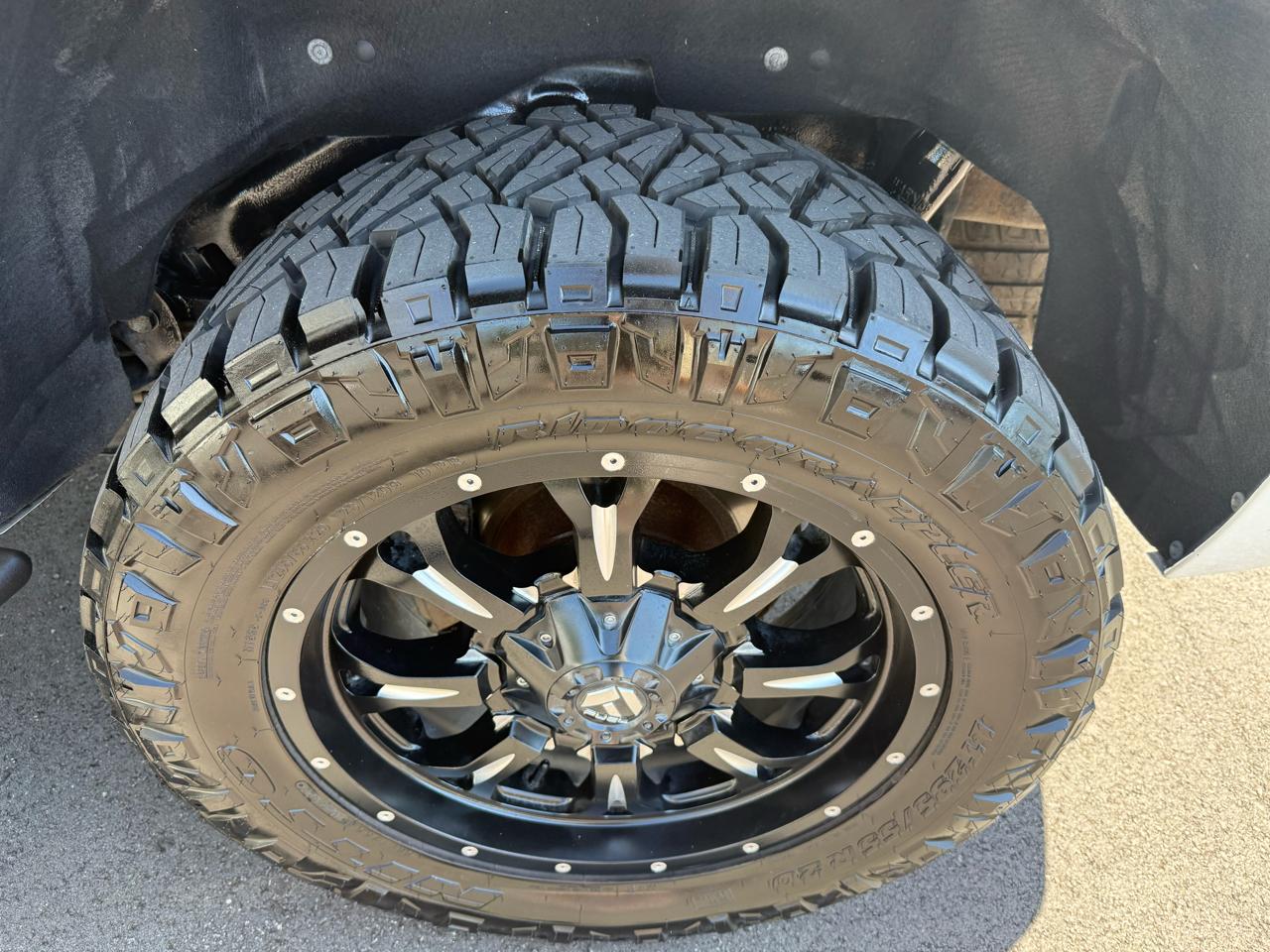 Chevrolet Tahoe 4WD 4dr LT 2019