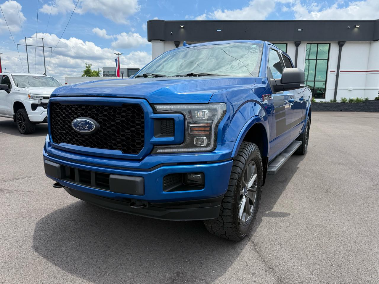 Ford F-150 4WD SuperCrew 139" XLT 2018