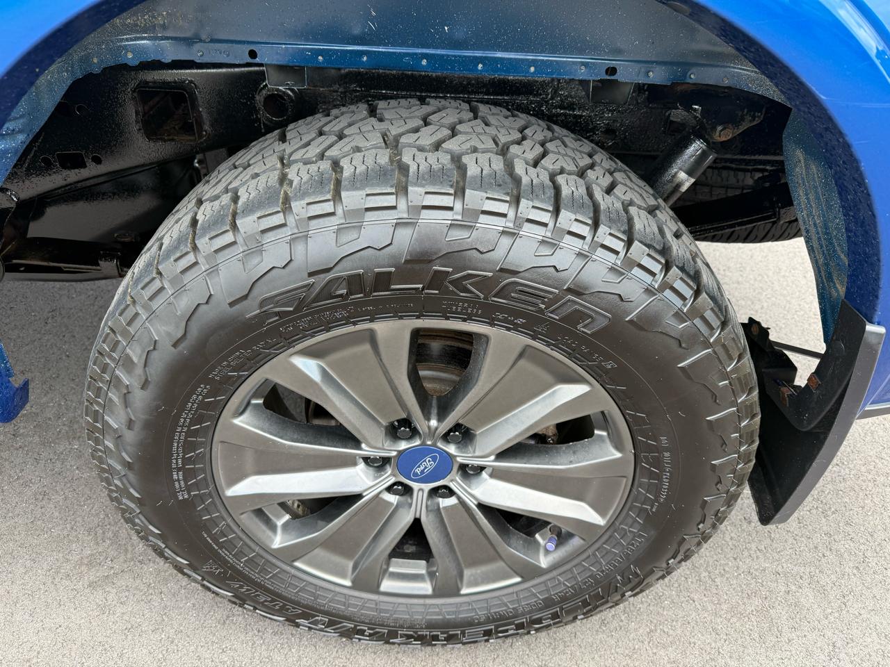 Ford F-150 4WD SuperCrew 139" XLT 2018