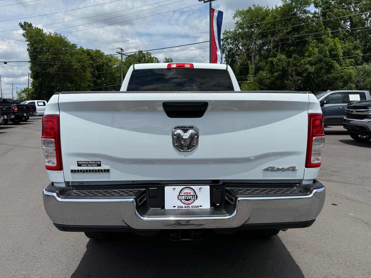 RAM 2500 Big Horn 4x4 Crew Cab 6'4" Box 2024