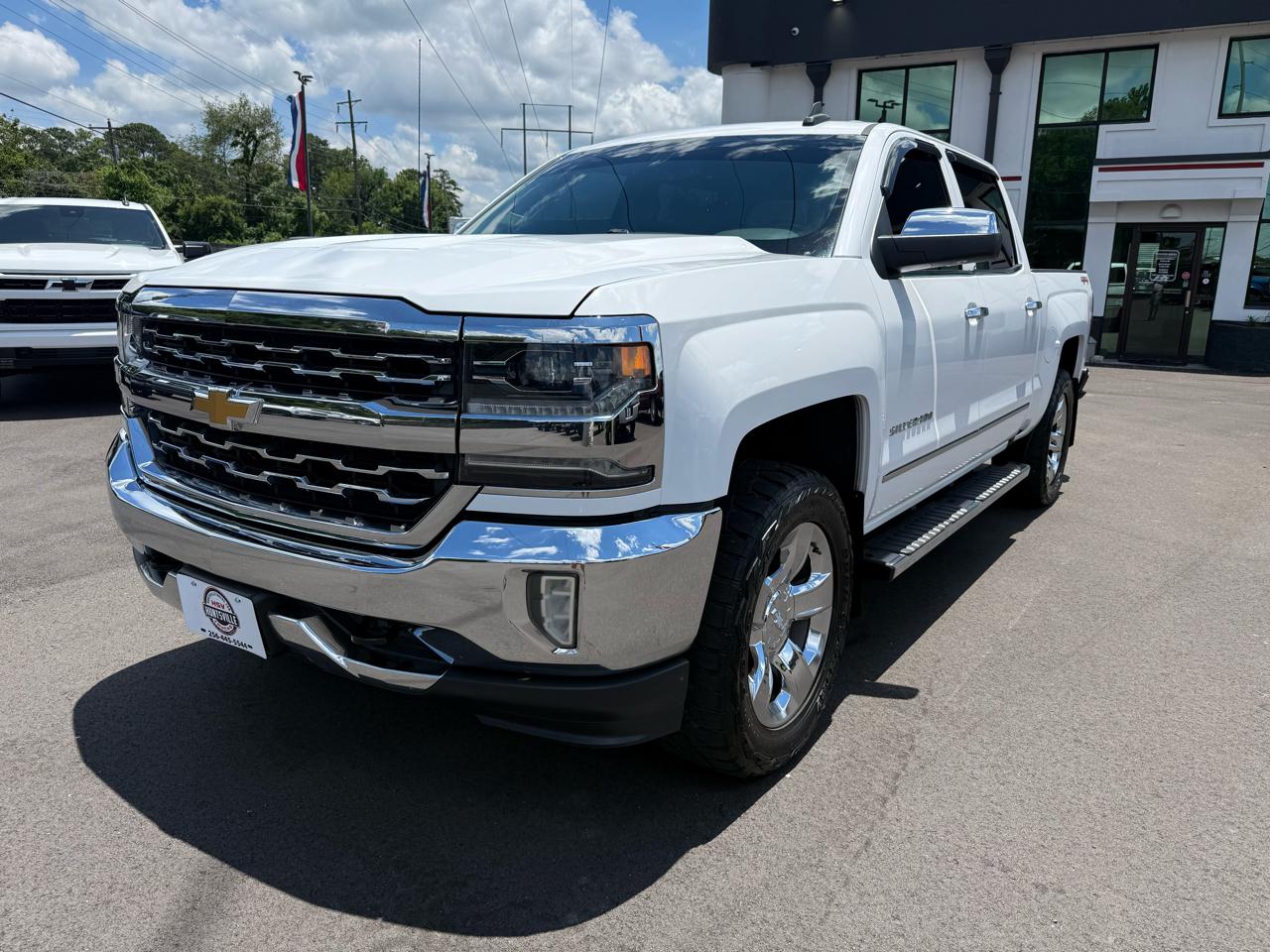 Chevrolet Silverado 1500 4WD Crew Cab 143.5" LTZ w/1LZ 2017