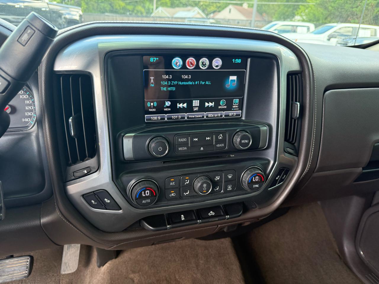 Chevrolet Silverado 1500 4WD Crew Cab 143.5" LTZ w/1LZ 2017