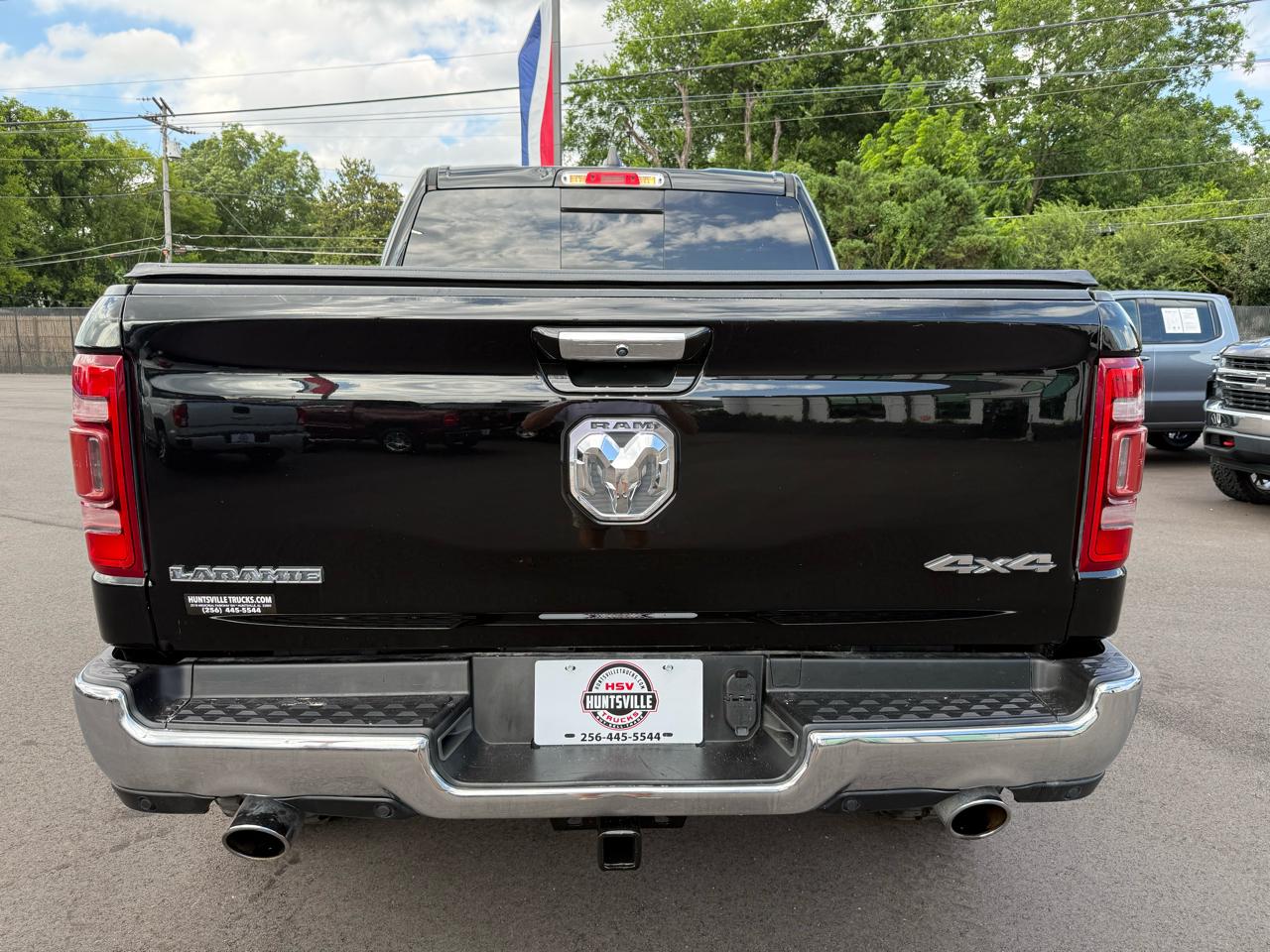 RAM 1500 Laramie 4x4 Crew Cab 5'7" Box 2022