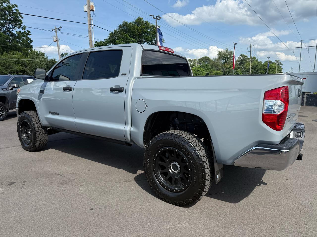 Toyota Tundra 4WD SR5 CrewMax 5.5' Bed 5.7L FFV (Natl) 2019
