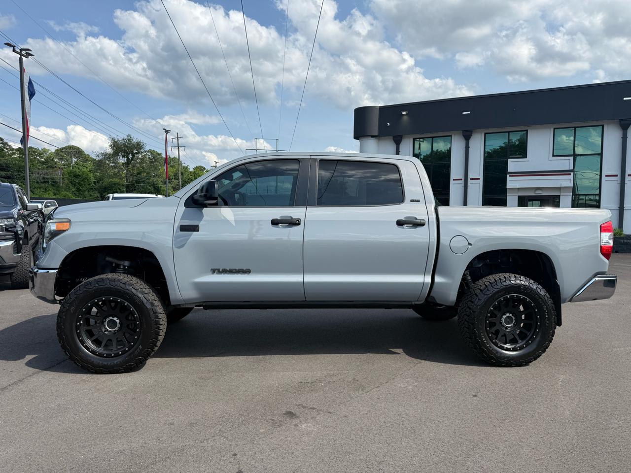 Toyota Tundra 4WD SR5 CrewMax 5.5' Bed 5.7L FFV (Natl) 2019