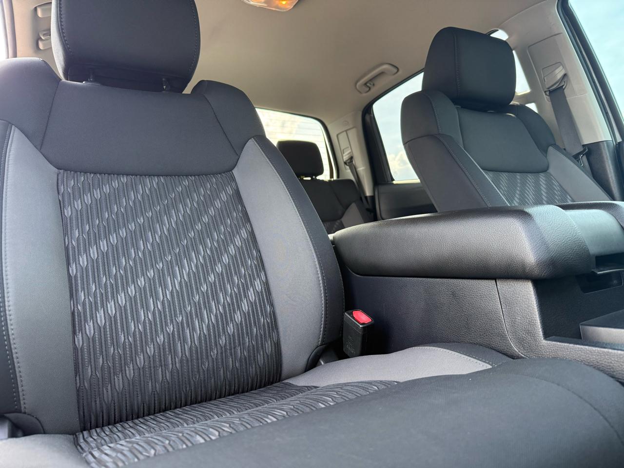 Toyota Tundra 4WD SR5 CrewMax 5.5' Bed 5.7L FFV (Natl) 2019