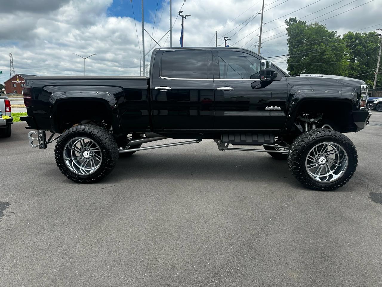 Chevrolet Silverado 2500HD 4WD Crew Cab 153.7" High Country 2017