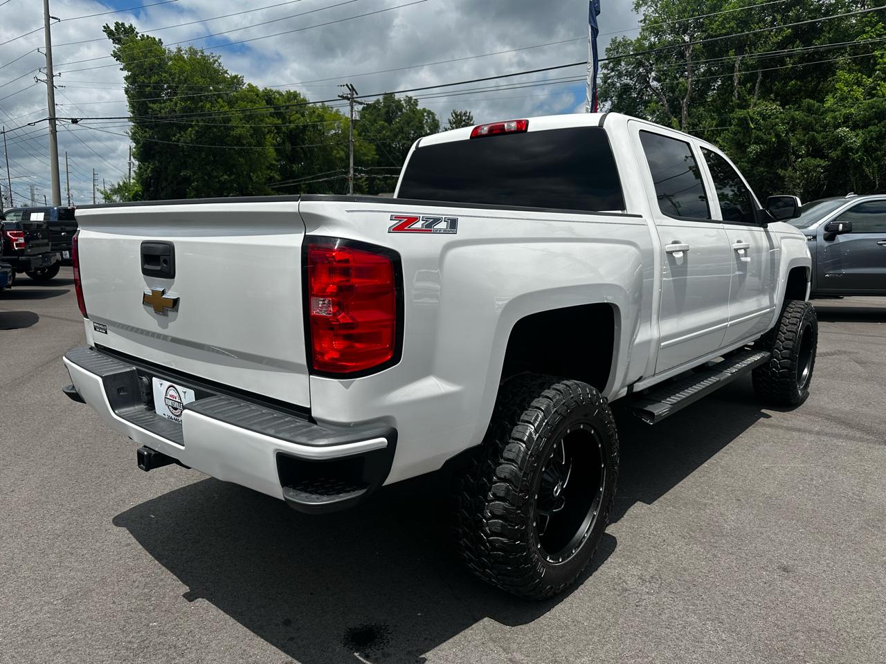 Chevrolet Silverado 1500 4WD Crew Cab 143.5" LT w/2LT 2017