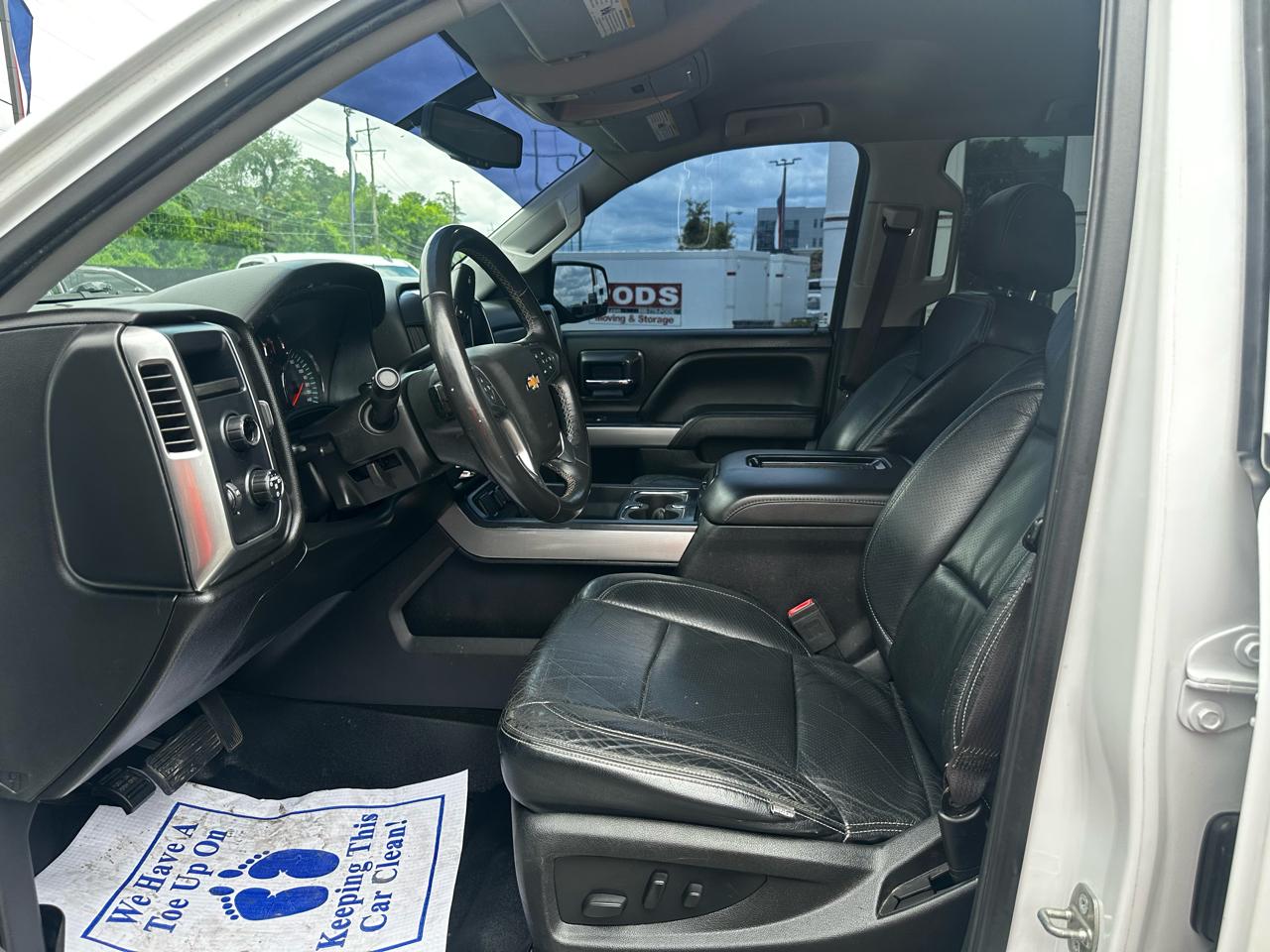 Chevrolet Silverado 1500 4WD Crew Cab 143.5" LT w/2LT 2017