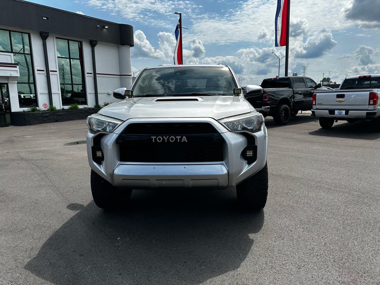 Toyota 4Runner TRD Off Road Premium 4WD (Natl) 2020