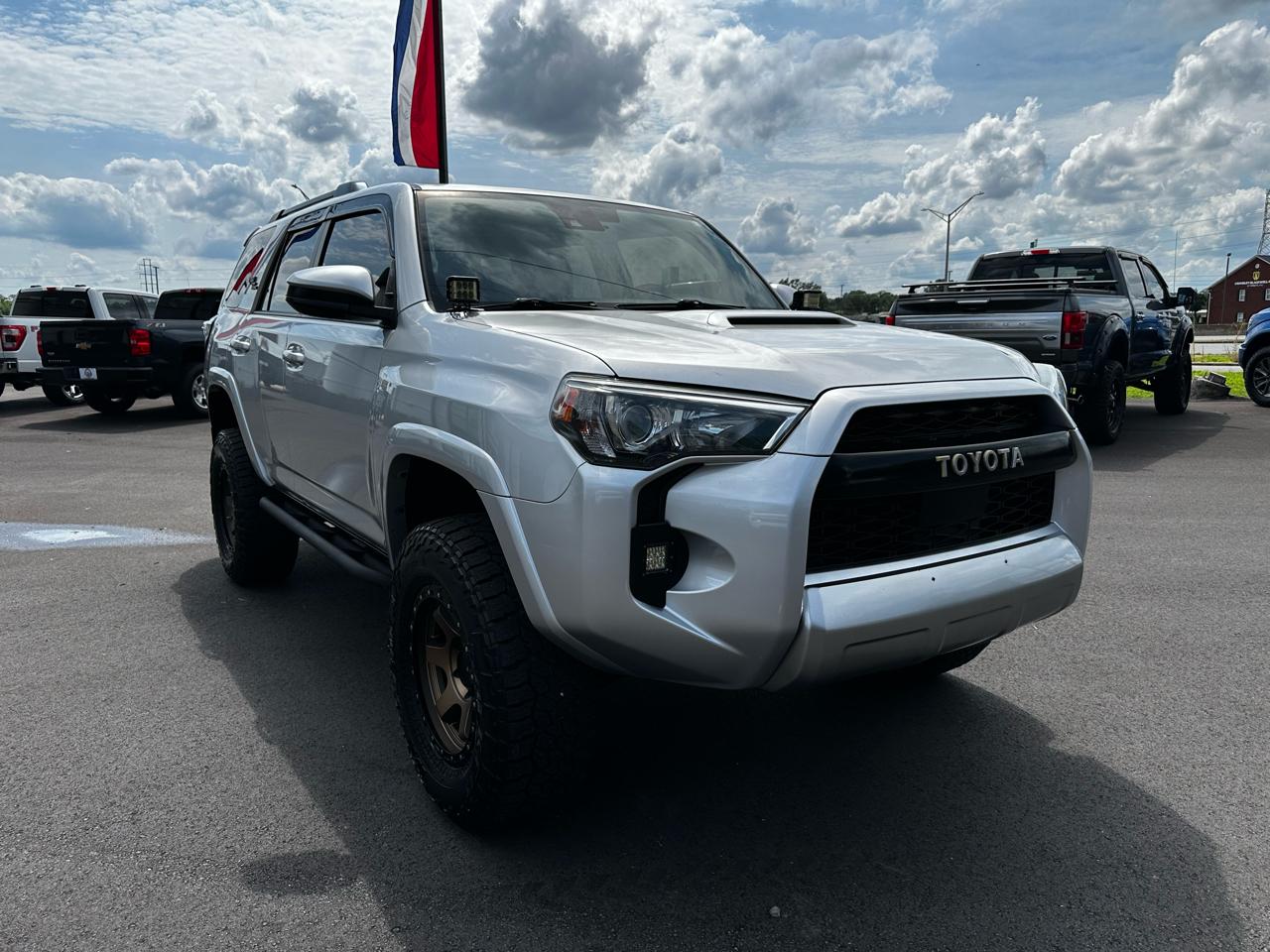 Toyota 4Runner TRD Off Road Premium 4WD (Natl) 2020