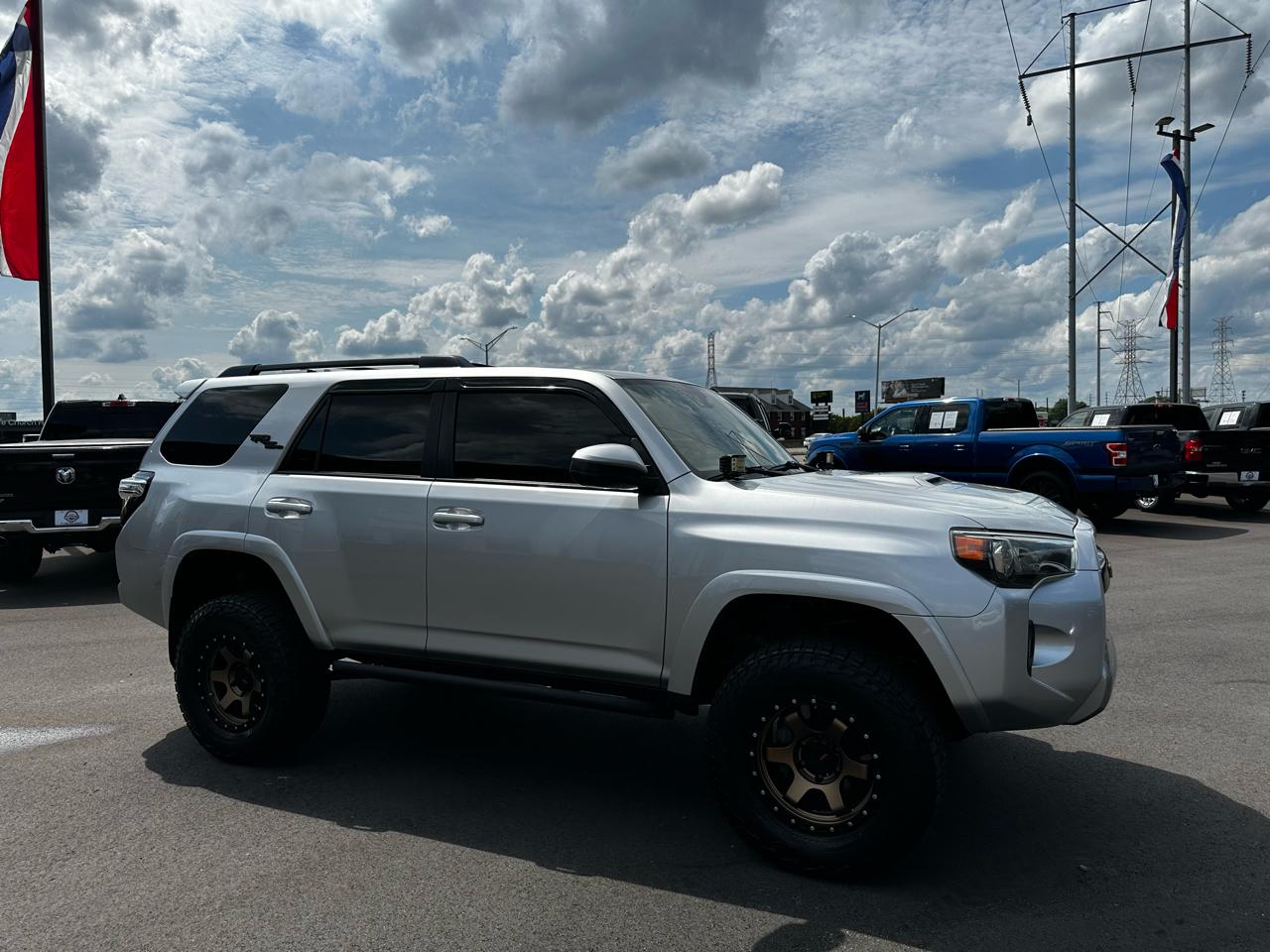 Toyota 4Runner TRD Off Road Premium 4WD (Natl) 2020