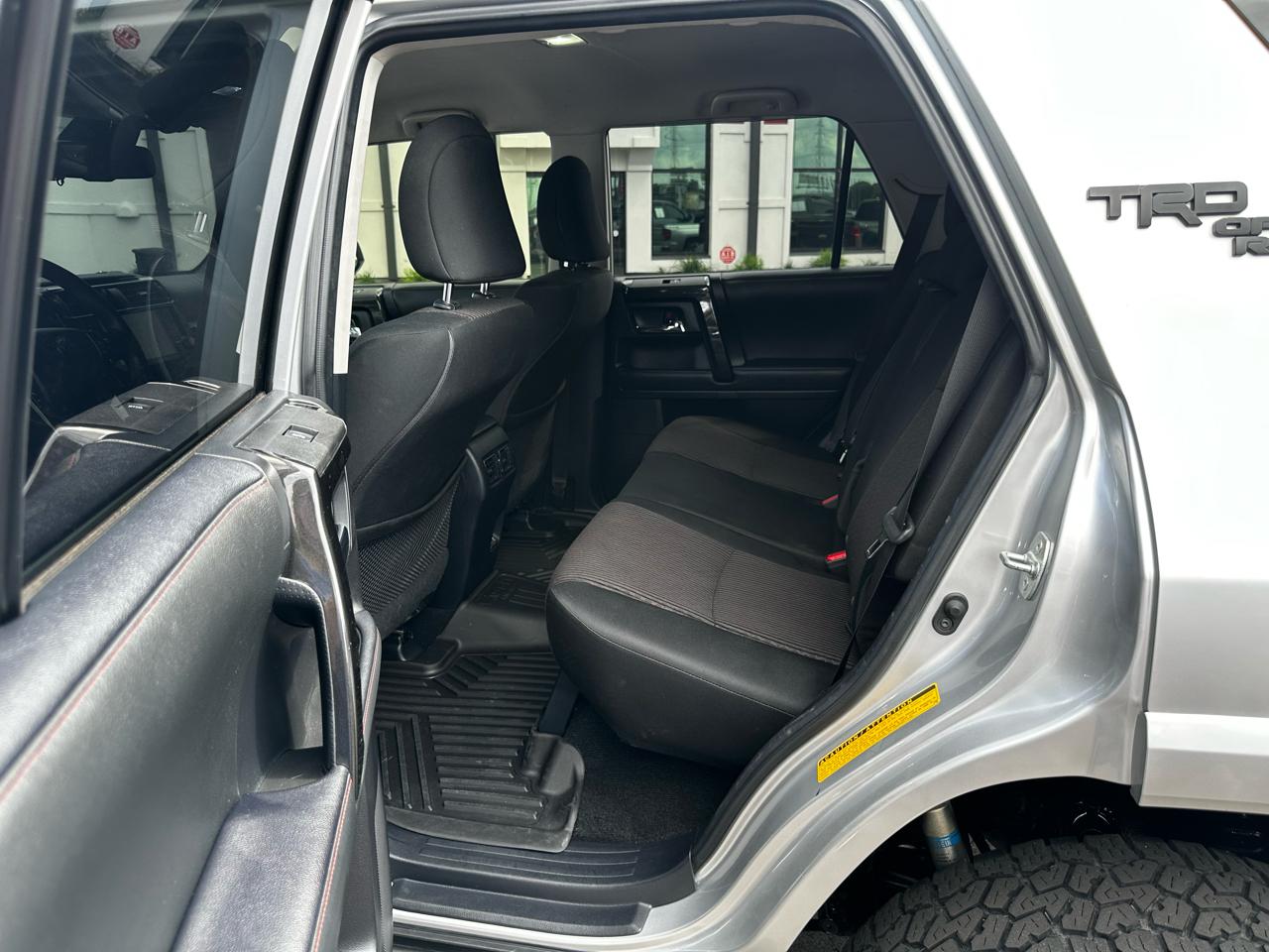 Toyota 4Runner TRD Off Road Premium 4WD (Natl) 2020