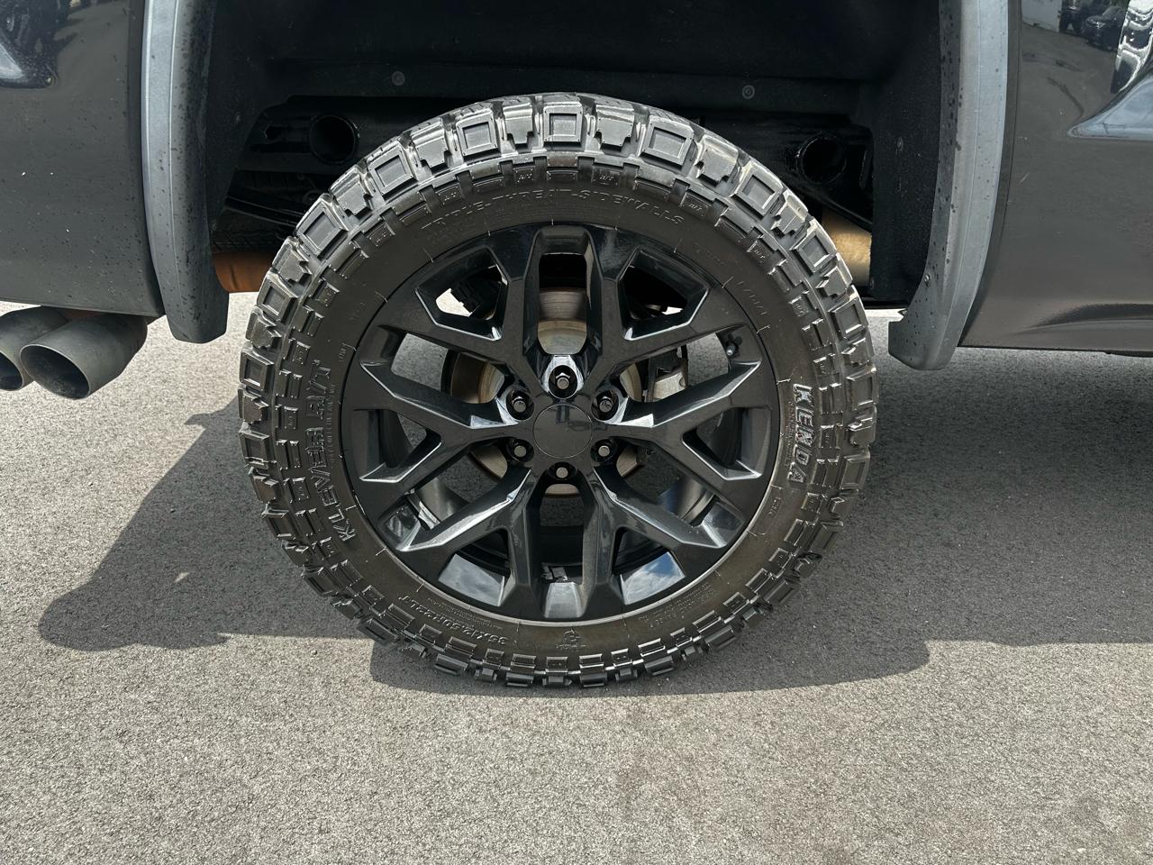 GMC Sierra 1500 4WD Crew Cab 153.0" Denali 2017
