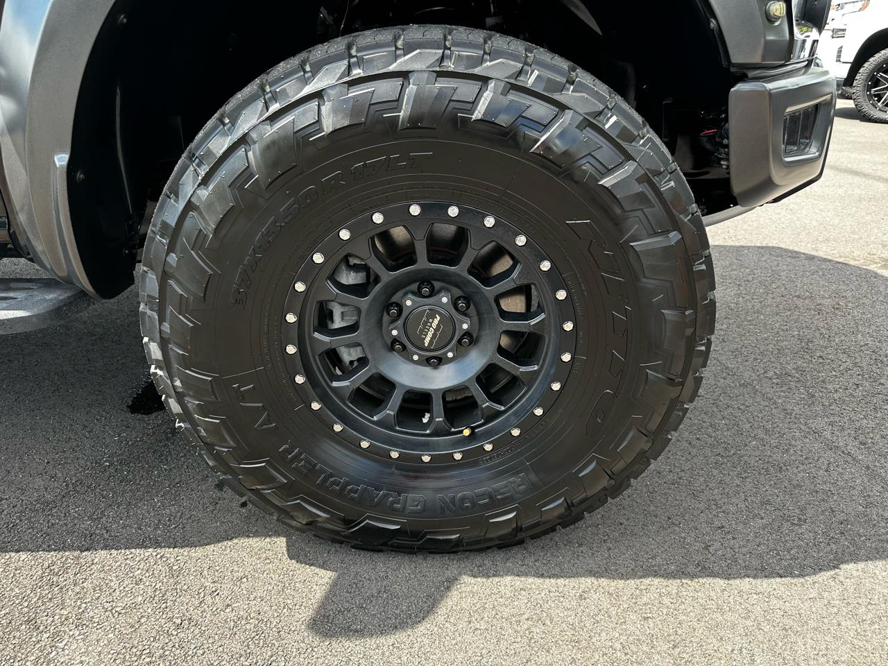 Ford F-150 SVT Raptor 2018