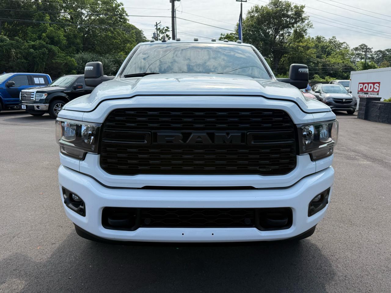 RAM 3500 Big Horn 4x4 Crew Cab 8' Box 2024