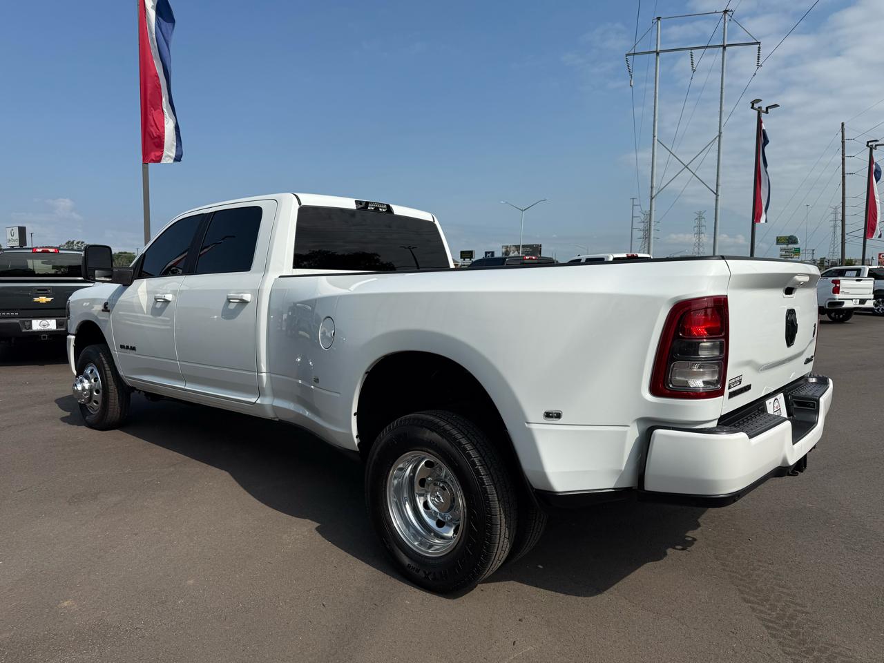 RAM 3500 Big Horn 4x4 Crew Cab 8' Box 2024