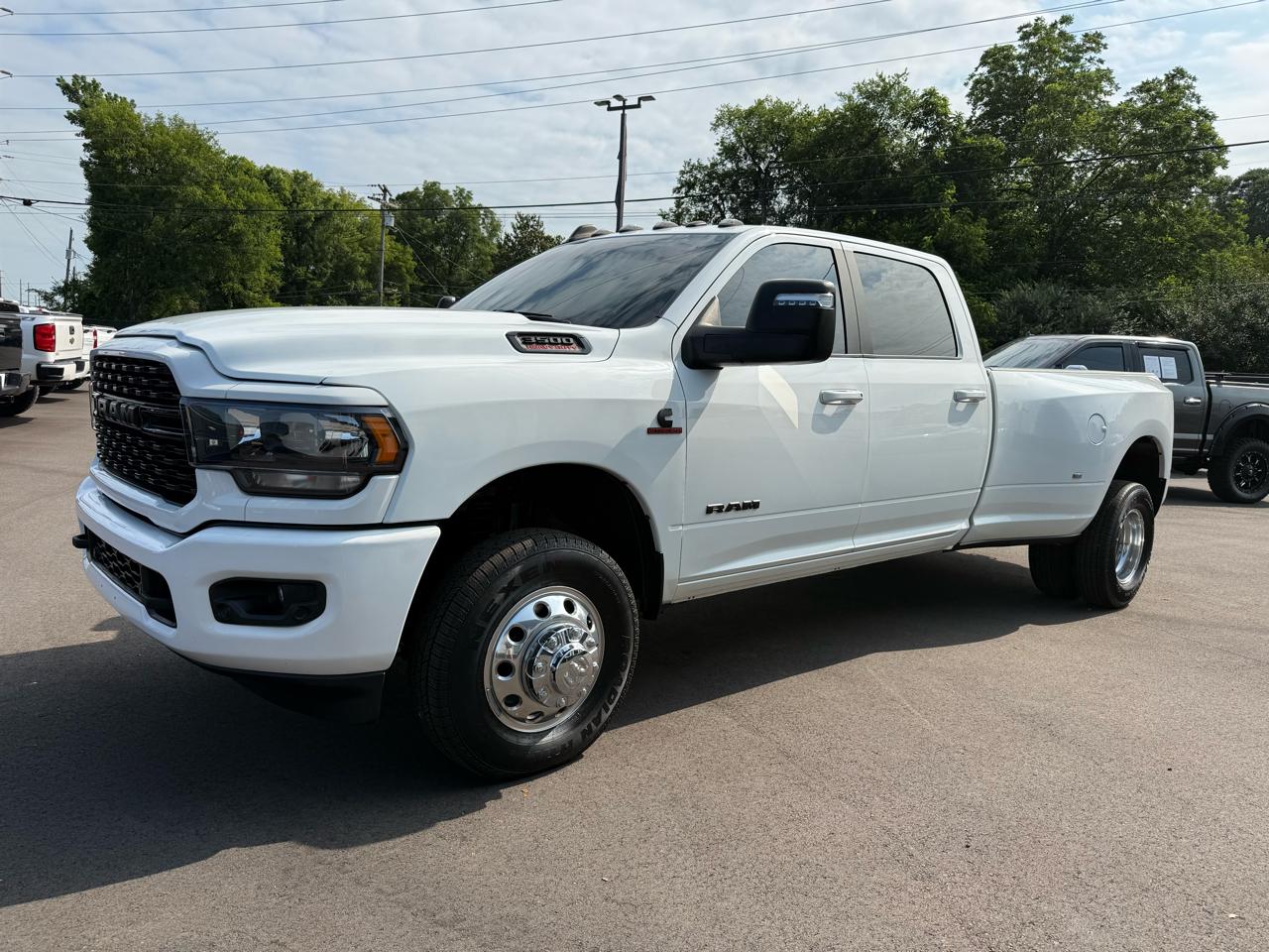 RAM 3500 Big Horn 4x4 Crew Cab 8' Box 2024