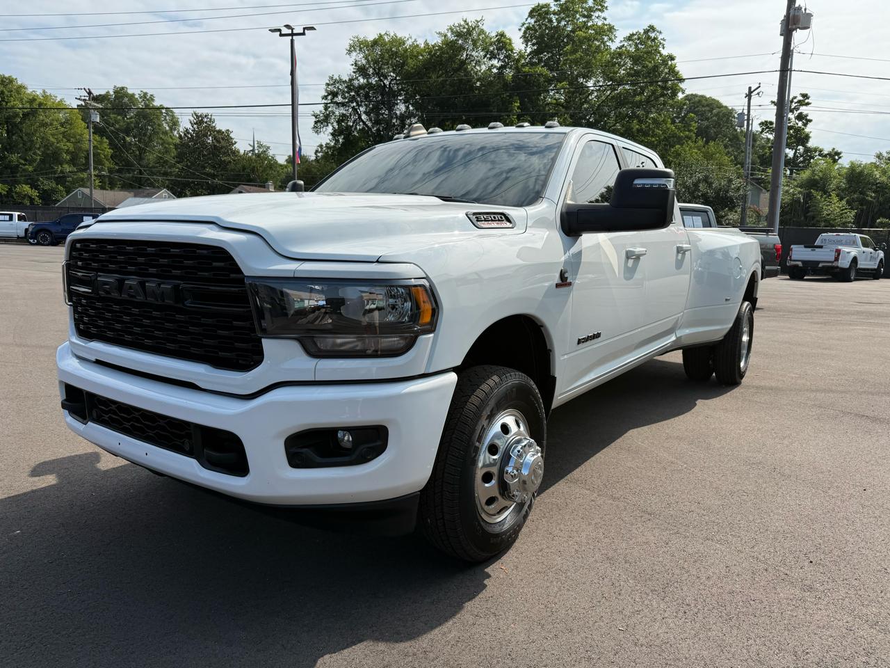 RAM 3500 Big Horn 4x4 Crew Cab 8' Box 2024