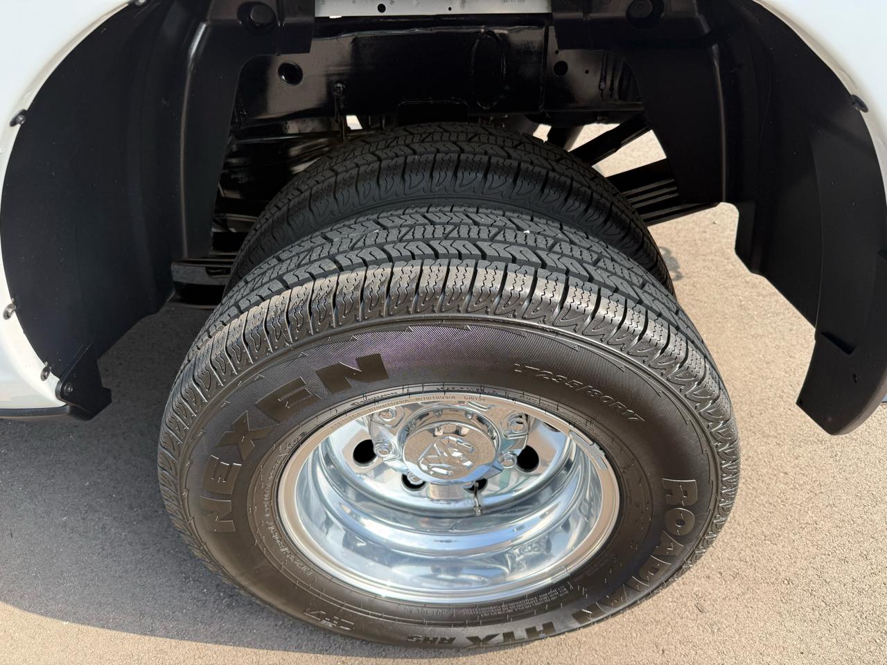 RAM 3500 Big Horn 4x4 Crew Cab 8' Box 2024