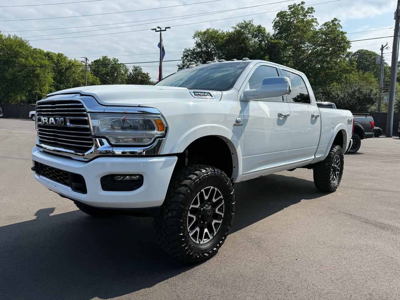 RAM 2500 Laramie 4x4 Crew Cab 6'4" Box 2022